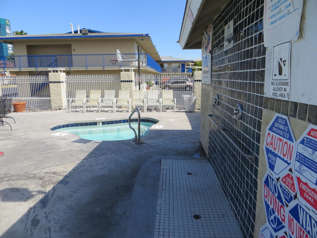 Americas Best Value Inn Las Vegas Strip Esterno foto